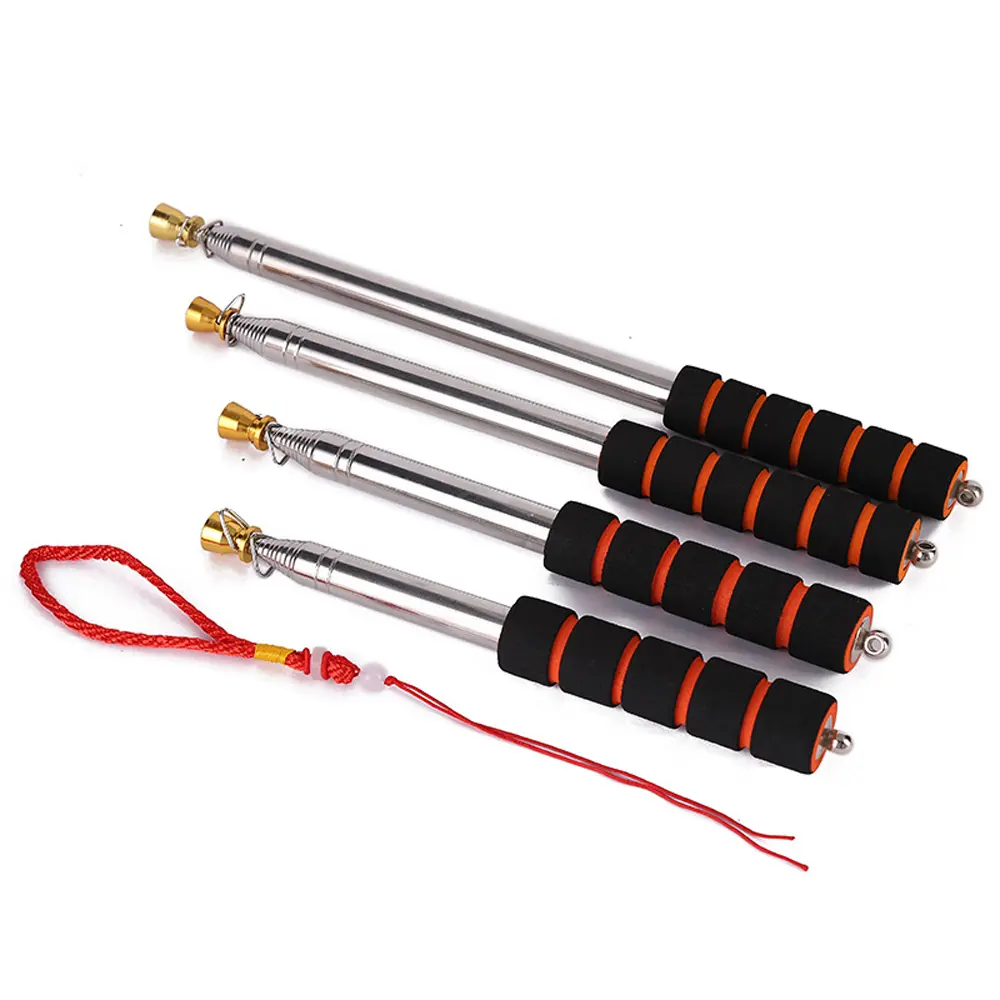 5-hand-hold-flag-pole