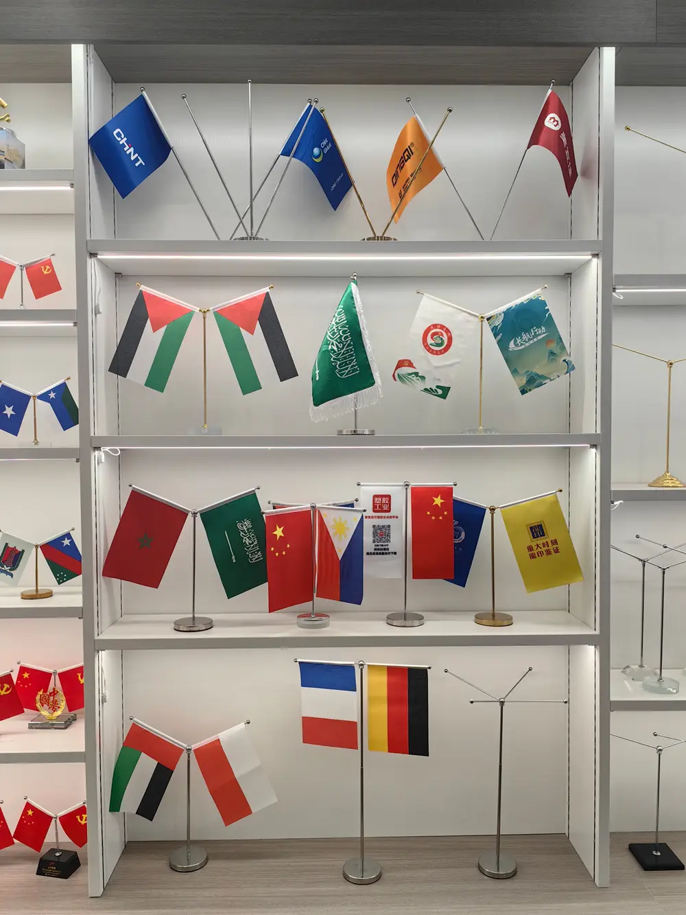 flag-pole-Advertising-exhibition-products-manufacturer-factory-sample-room