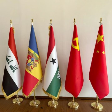 Satin Hard Flag with VIP Flagpole for Commercial Use