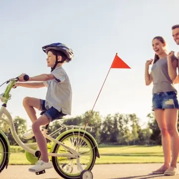 Bike Safety Flag And Pole for Kids