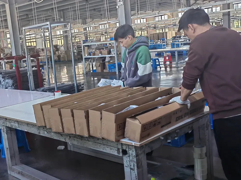 flag-pole-Advertising-exhibition-products-manufacturer-package--2